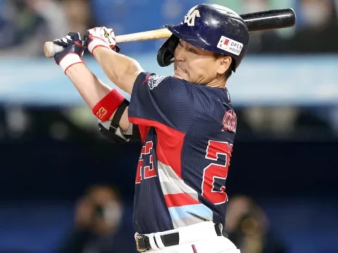 N 7c8da7520bd4cbff67cf18756746e177