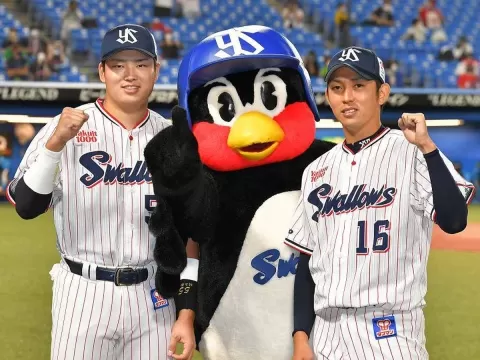 N F6dc2e0e9453d20cb4e6e6a38fdf71b2